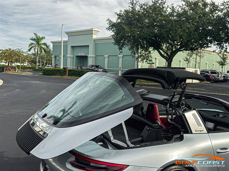 2018 Porsche 911 Targa 4S