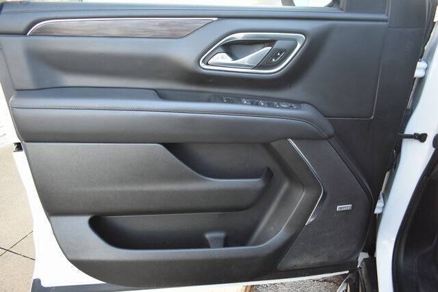 2022 Chevrolet Suburban LT