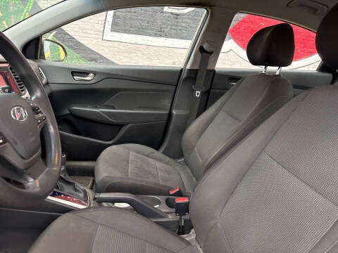 2018 Hyundai Accent SE