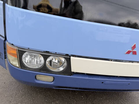 2000 Mitsubishi Rosa