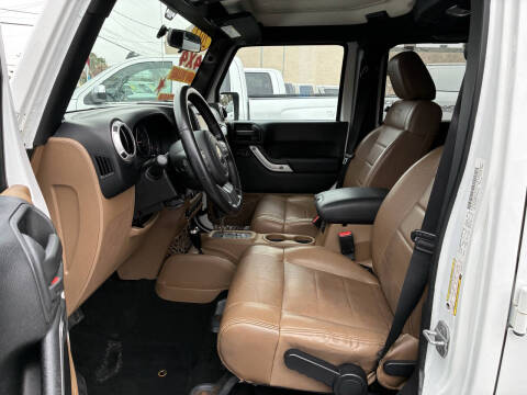 2012 Jeep Wrangler Unlimited Sahara