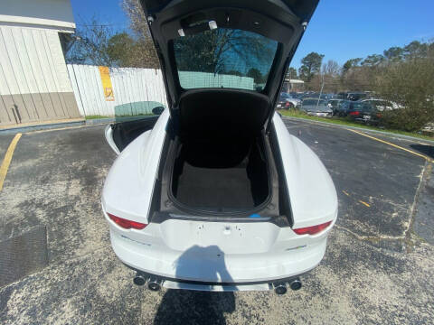 2016 Jaguar F-TYPE R