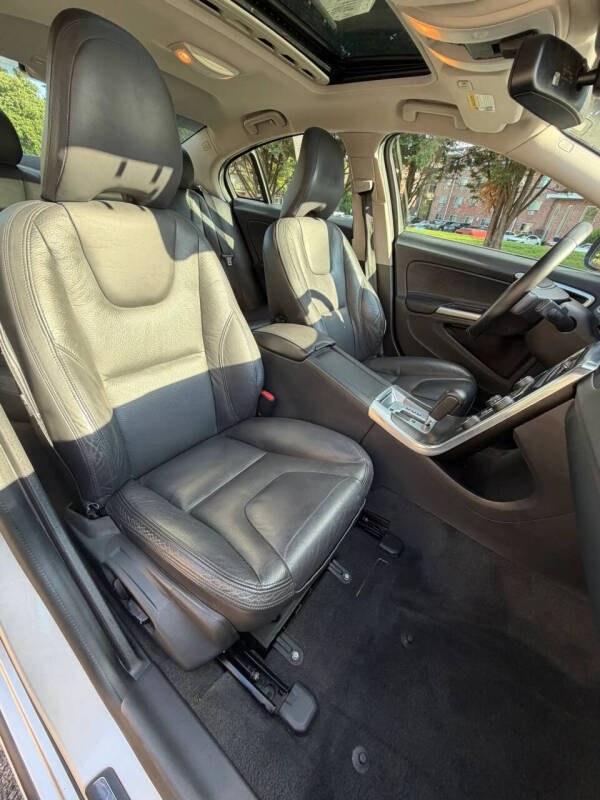 2012 Volvo S60 T5