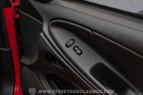 2004 Ford Mustang SVT Cobra