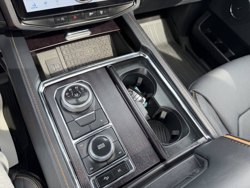 2023 Ford Expedition MAX Platinum