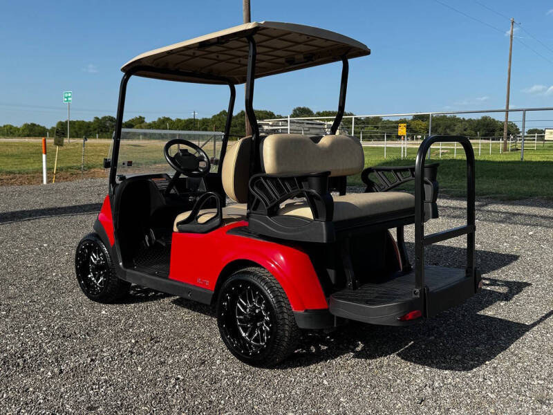 2024 E-Z-GO RXV ELiTE
