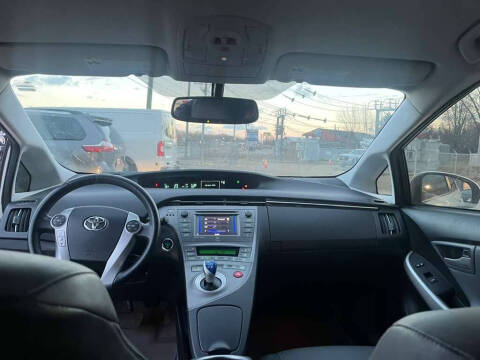 2014 Toyota Prius Four