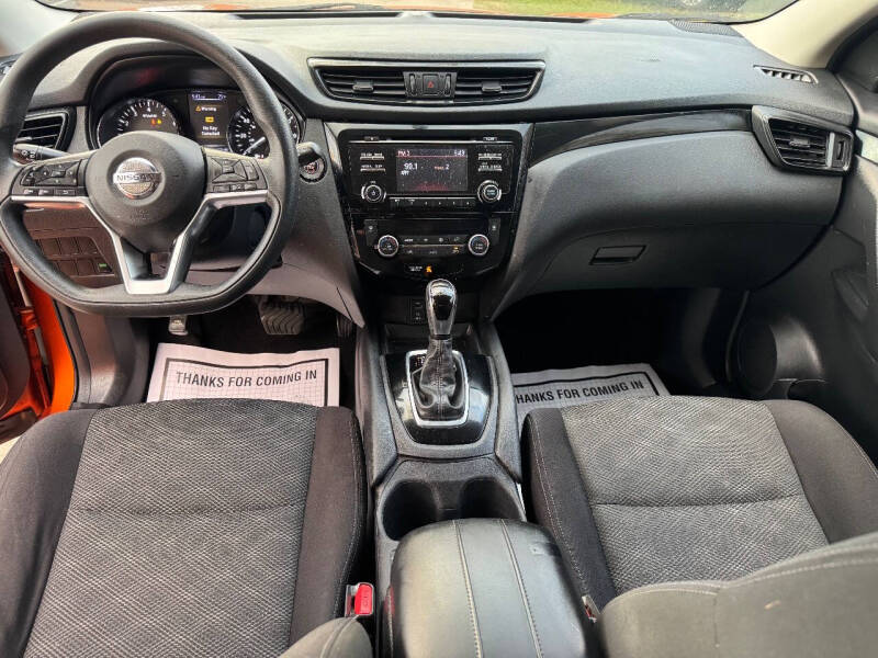 2017 Nissan Rogue Sport SV