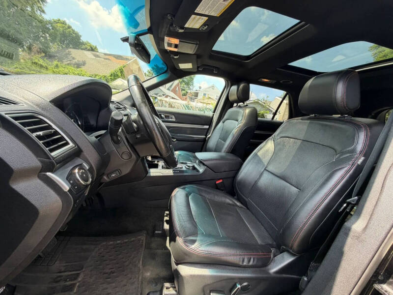 2016 Ford Explorer Sport