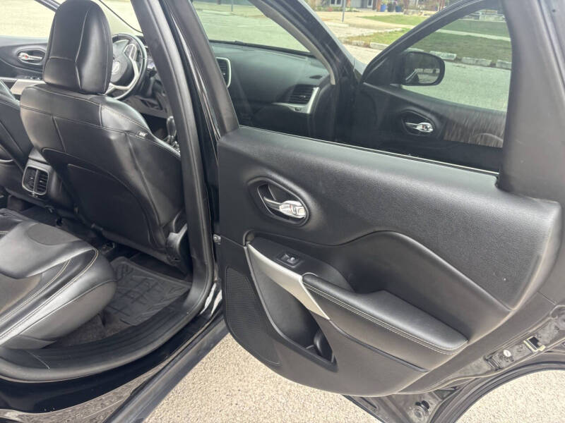 2018 Jeep Cherokee Latitude Plus