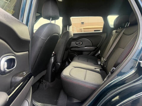 2018 Kia Soul +