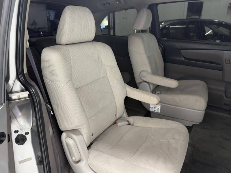 2011 Honda Odyssey LX