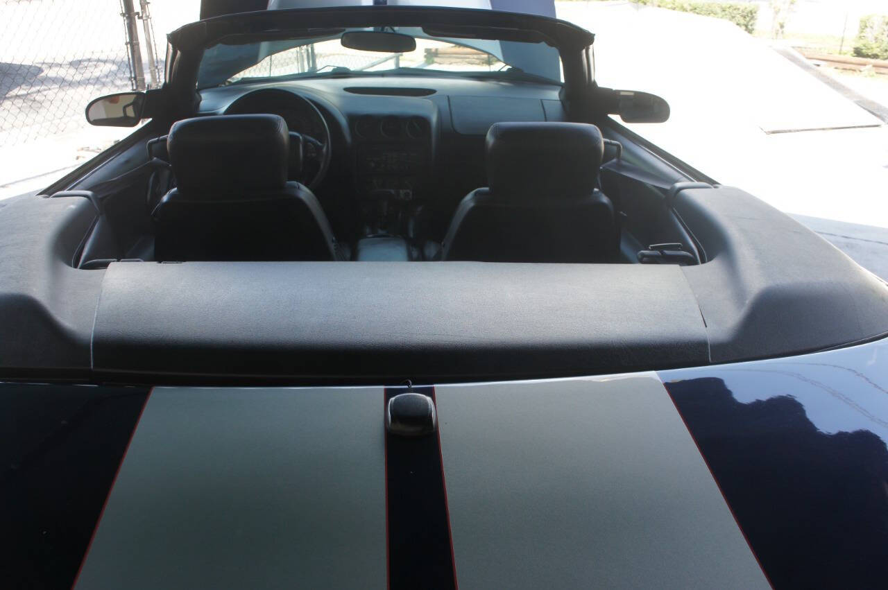 2002 Pontiac Firebird 21