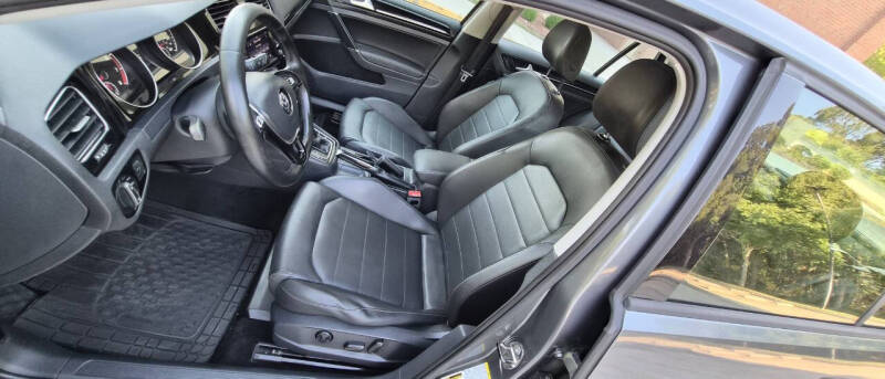 2015 Volkswagen Golf TSI SEL
