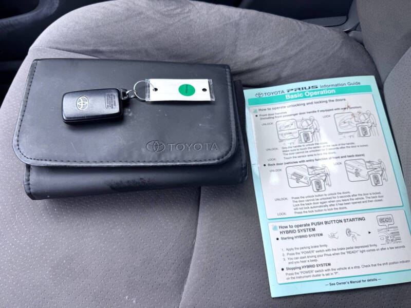 2011 Toyota Prius Two