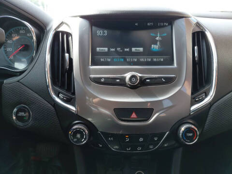 2017 Chevrolet Cruze LT Auto