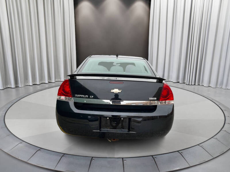 2011 Chevrolet Impala 2FL photo 4