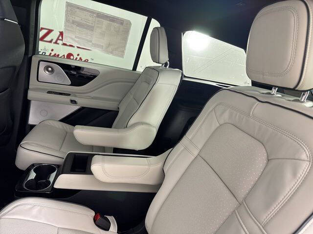 2025 Lincoln Aviator Black Label