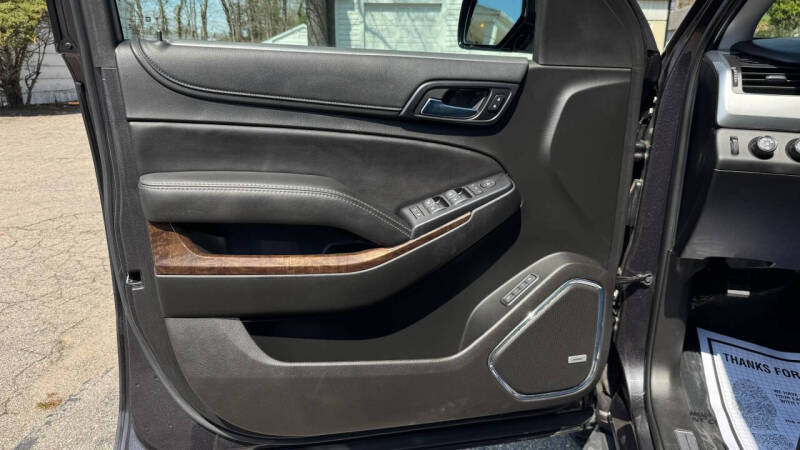 2017 Chevrolet Suburban LT