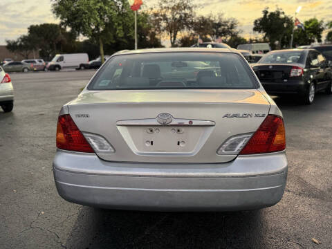 2001 Toyota Avalon XLS