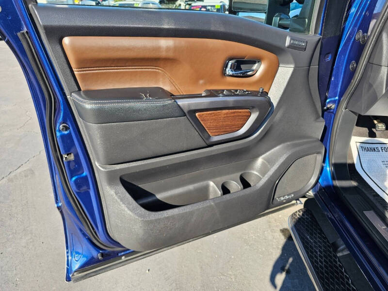 2016 Nissan Titan XD Platinum Reserve