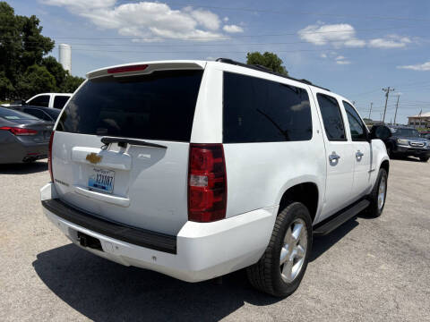 2013 Chevrolet Suburban LT