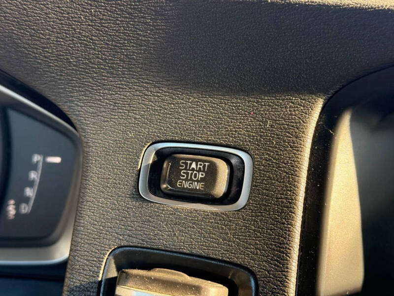 2017 Volvo S60 T5 Dynamic