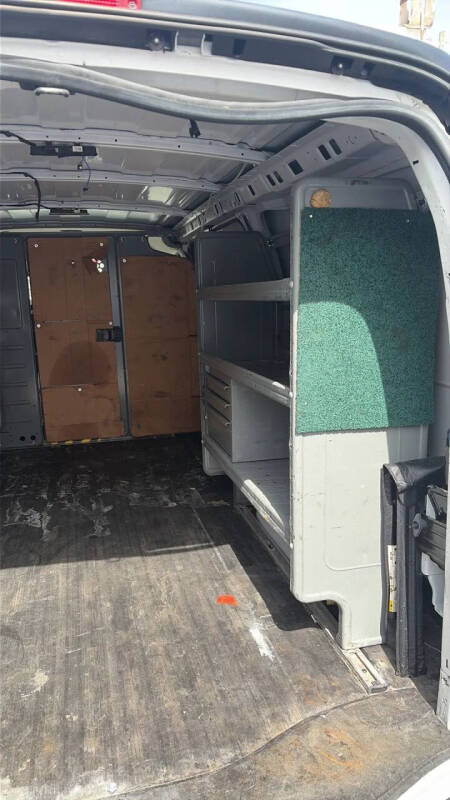 2017 Chevrolet Express 2500