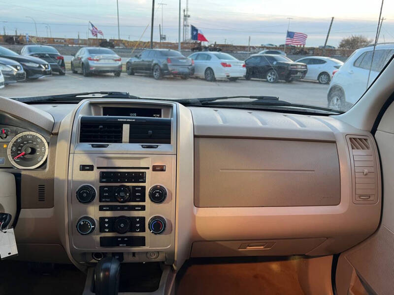 2011 Ford Escape XLT