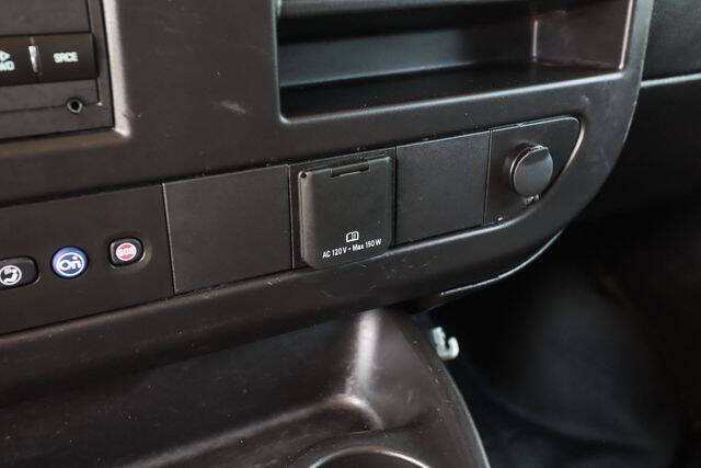 2022 GMC Savana 2500