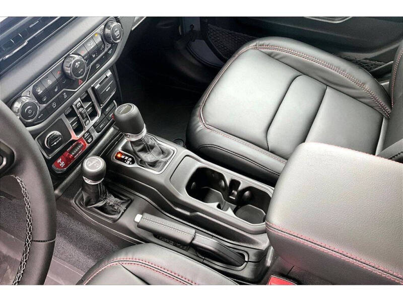 2026 Jeep Gladiator Shadow Ops