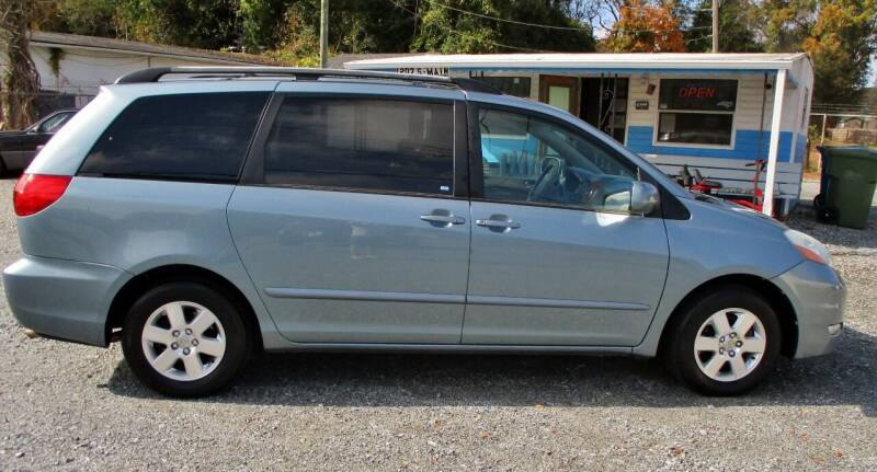 2006 Toyota Sienna for sale at Family Auto Sales of Mt. Holly LLC in Mount Holly NC