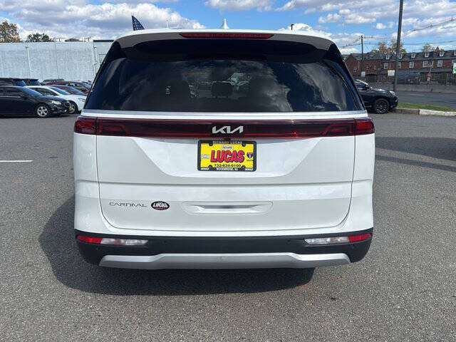 2024 Kia Carnival