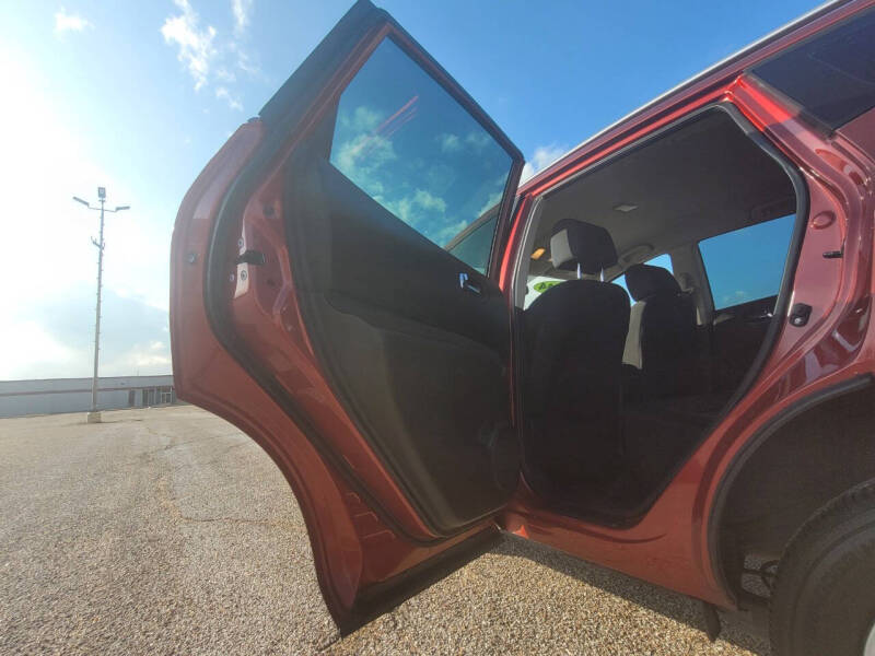 2014 Nissan Rogue Select S