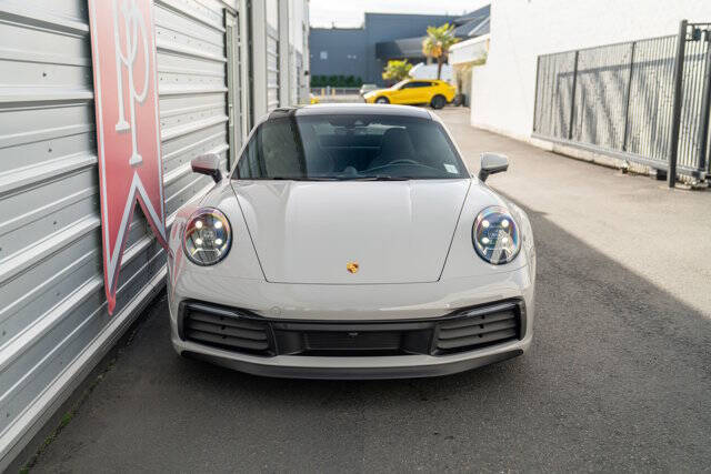 2021 Porsche 911 32