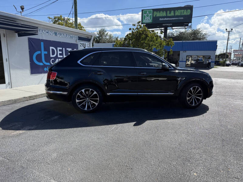 2020 Bentley Bentayga Hybrid