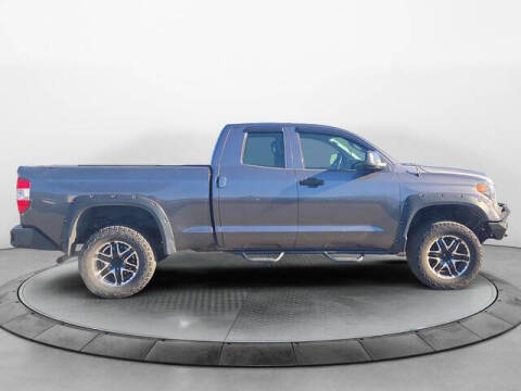 2015 Toyota Tundra SR