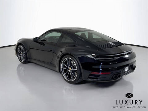 2022 Porsche 911 Carrera