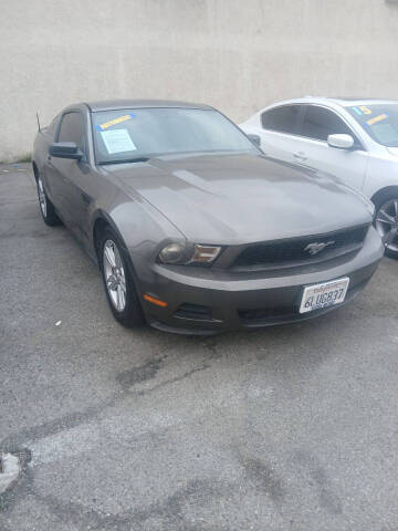 2010 Ford Mustang V6