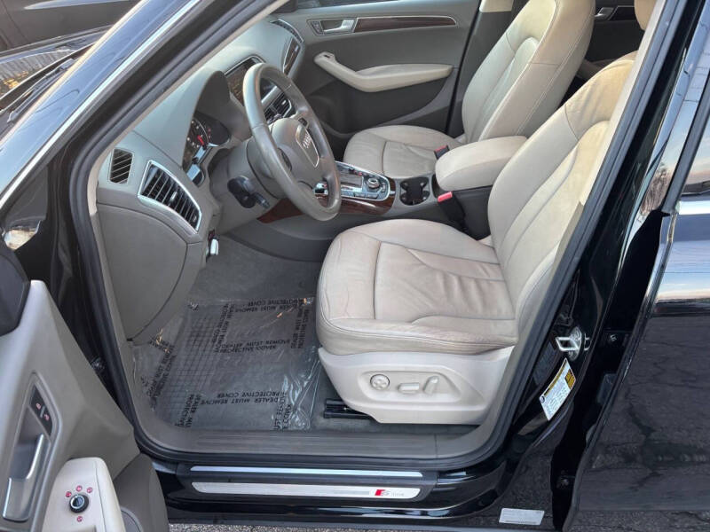 2011 Audi Q5 3.2 quattro Premium Plus