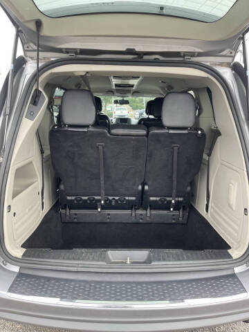 2015 Chrysler Town and Country Touring