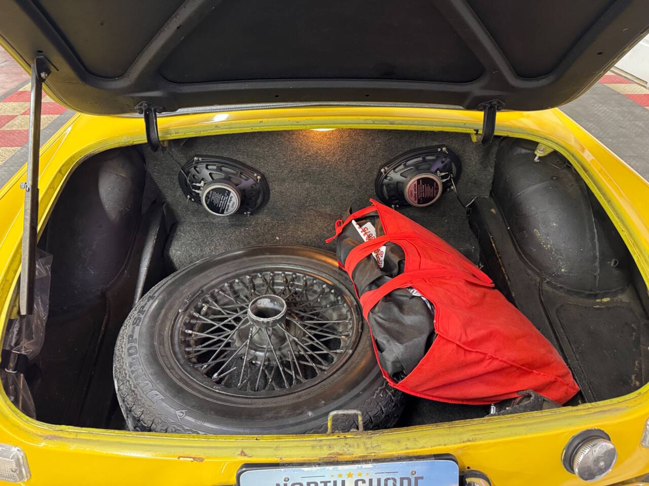 1974 MG MGB 29