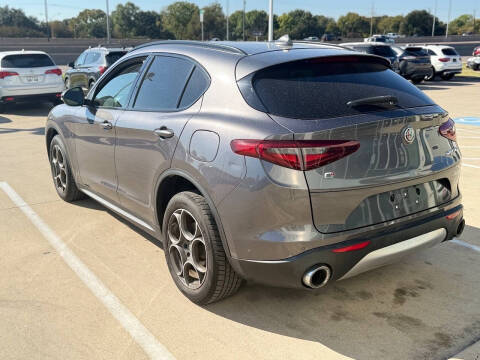 2018 Alfa Romeo Stelvio Sport