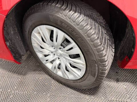 2014 Toyota Camry Hybrid LE