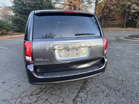 2015 Dodge Grand Caravan SE