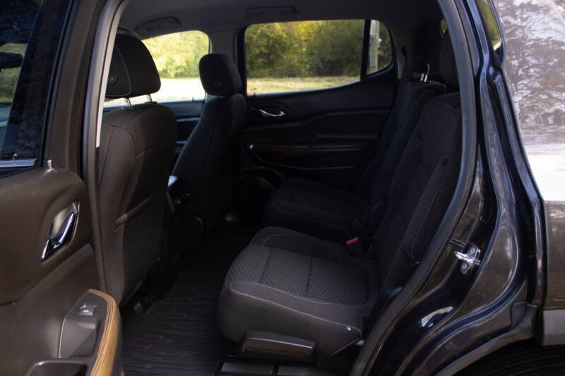 2019 GMC Acadia SLE-2