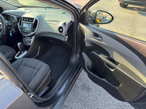 2017 Chevrolet Sonic LT Auto