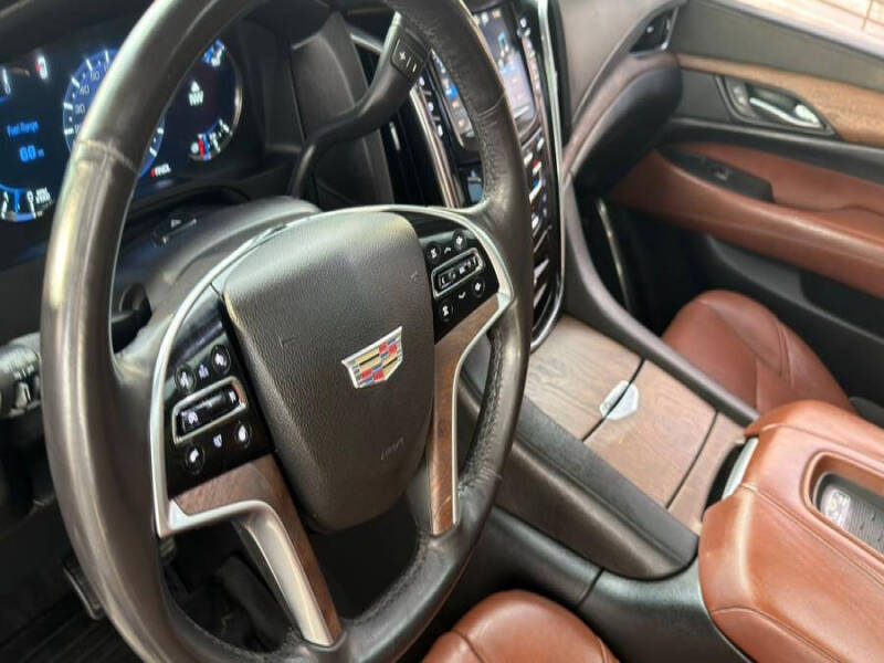 2017 Cadillac Escalade ESV Premium Luxury