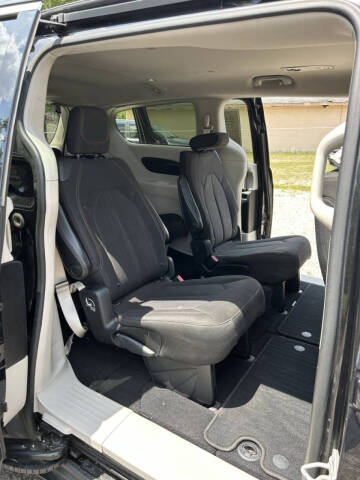 2017 Chrysler Pacifica Touring