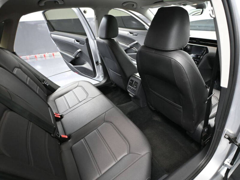 2021 Volkswagen Passat SE